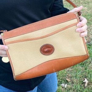 Vintage Dooney & Bourke camel/ tan handbag